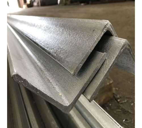 Оцинкованные уголки в Полоцке от Спецметаллстрой